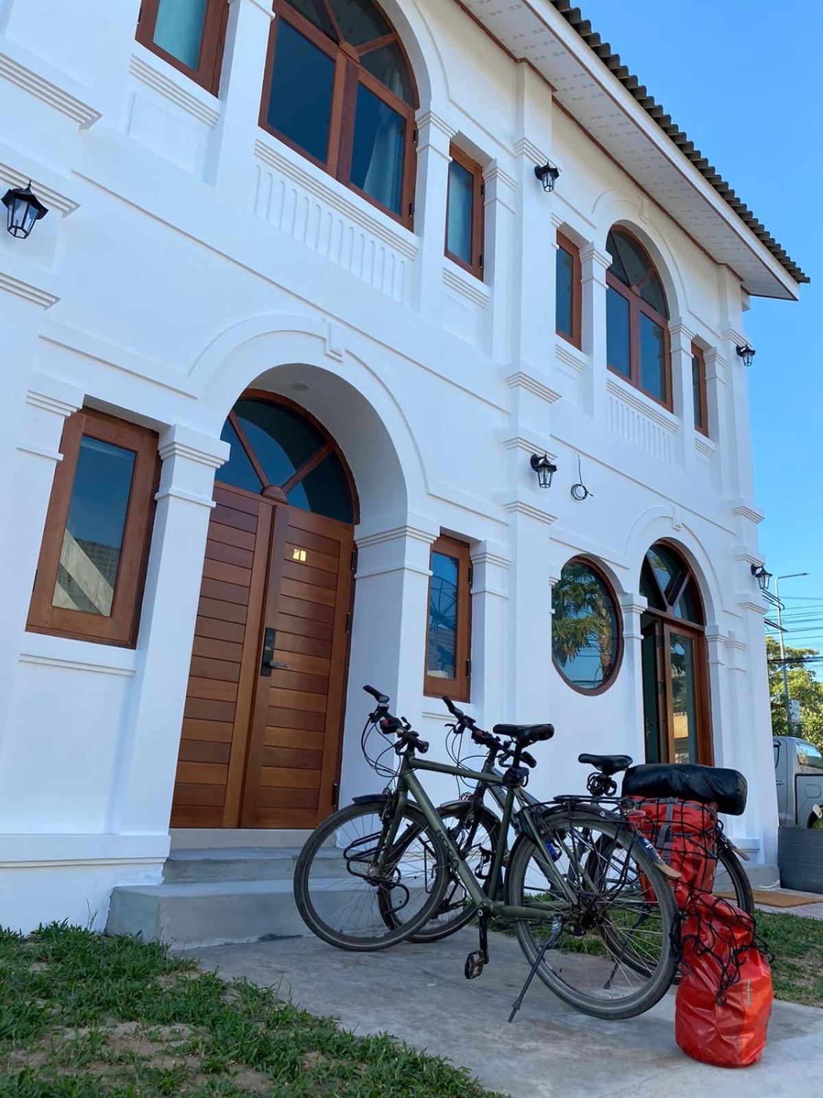 B2 Hotel สะหวันนะเขต ภายนอก รูปภาพ