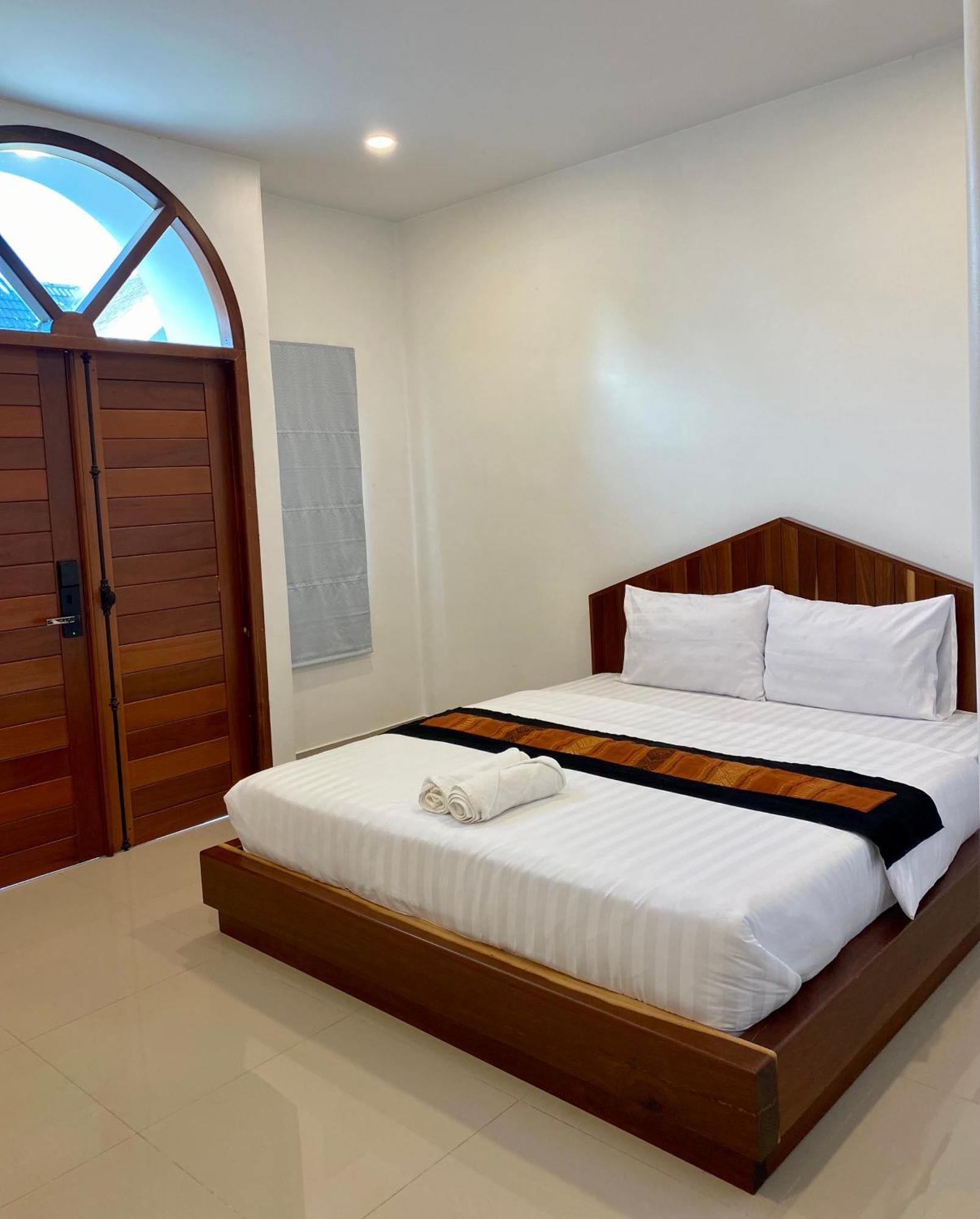 B2 Hotel สะหวันนะเขต ภายนอก รูปภาพ